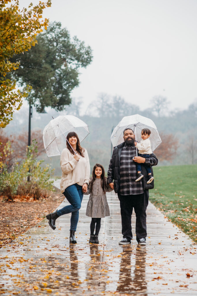 walnut creek family in the rain for their family photography session